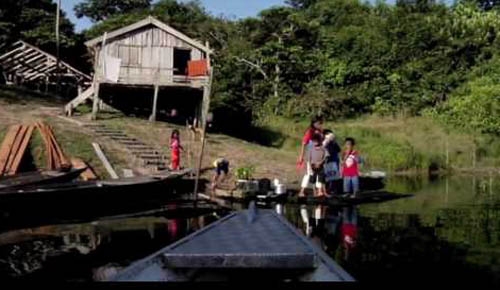 Una scena del documentario Vivamazonia